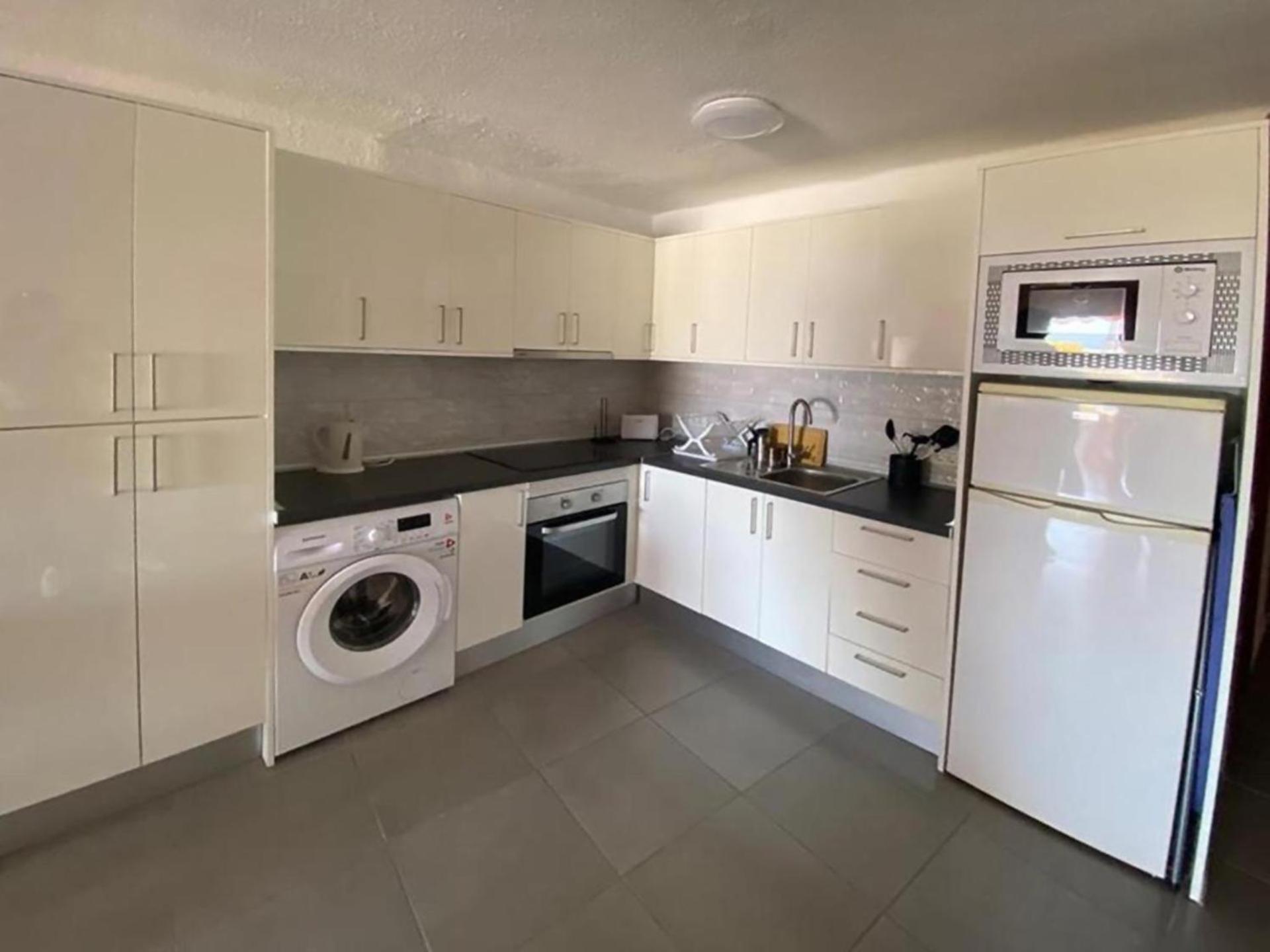 Apartment Con Piscina E Vista Mare L102
