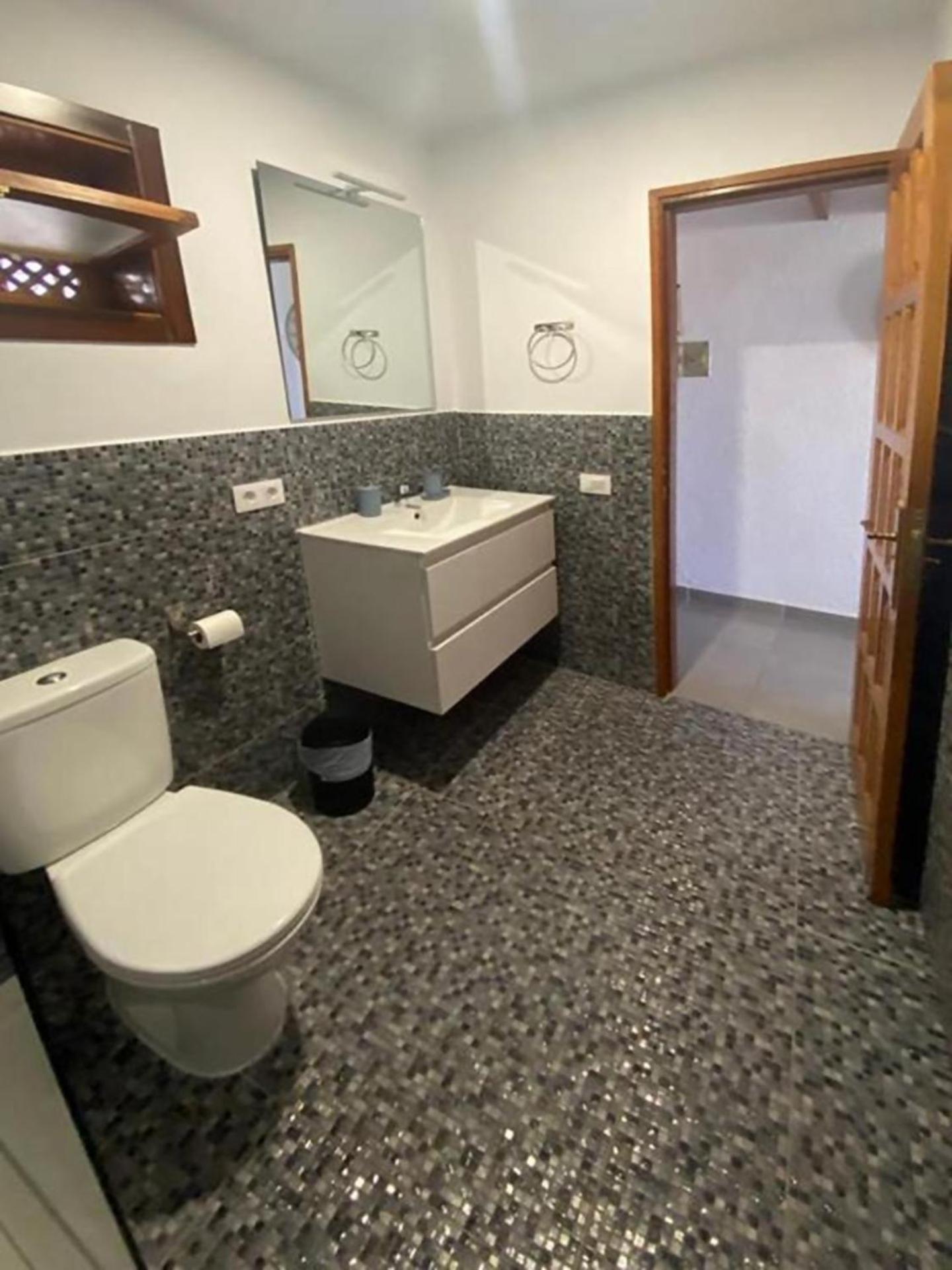 Con Piscina E Vista Mare L102 *