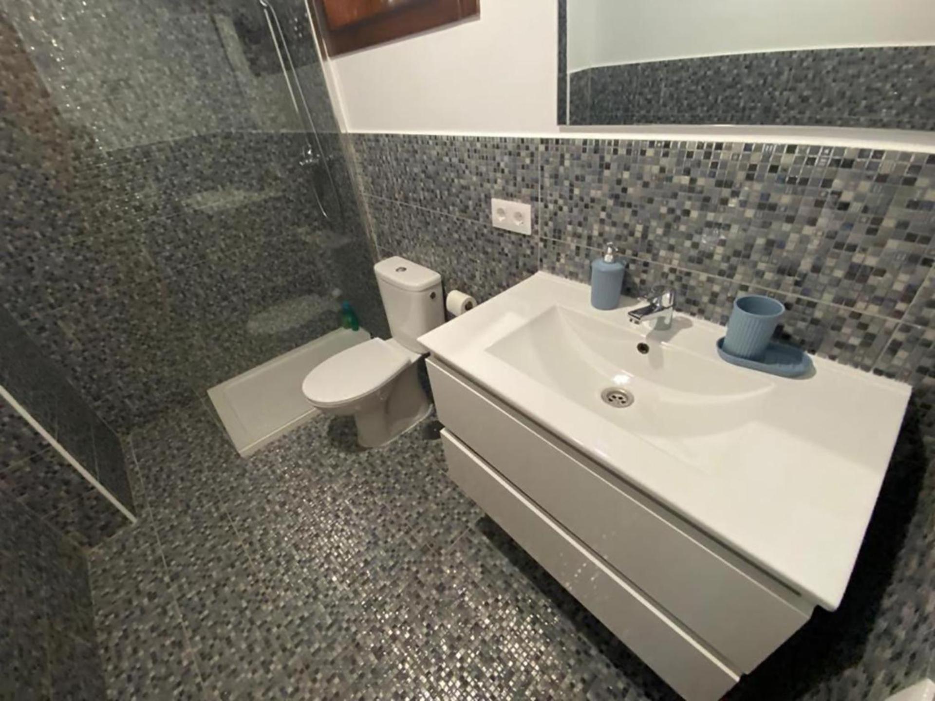 Appartement Con Piscina E Vista Mare L102 *